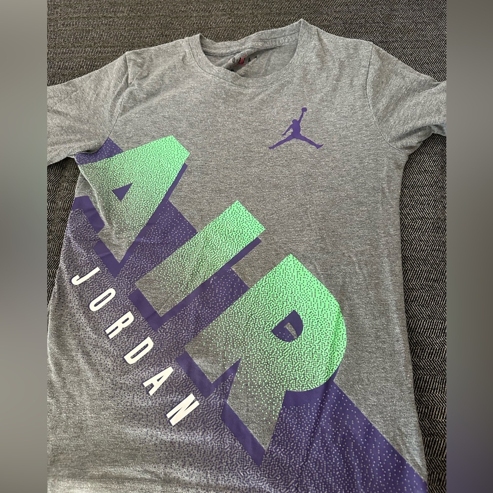 Jordan AIR gray shirt - Picture 1 of 3